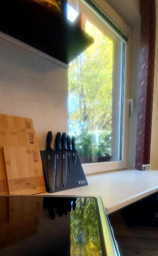 Saint Nicholas Varna Lovely 2 Bedroom Apartment With Sunny Garden Bagian luar foto