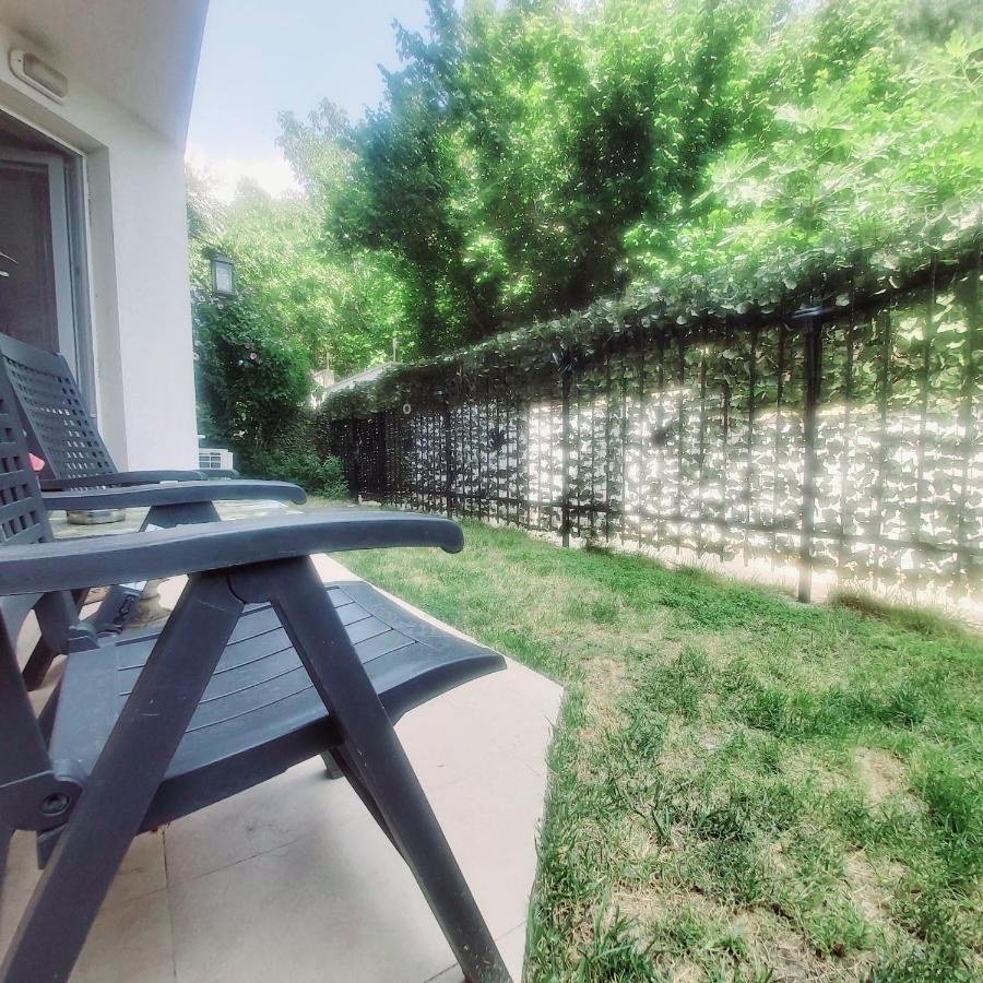 Saint Nicholas Varna Lovely 2 Bedroom Apartment With Sunny Garden Bagian luar foto