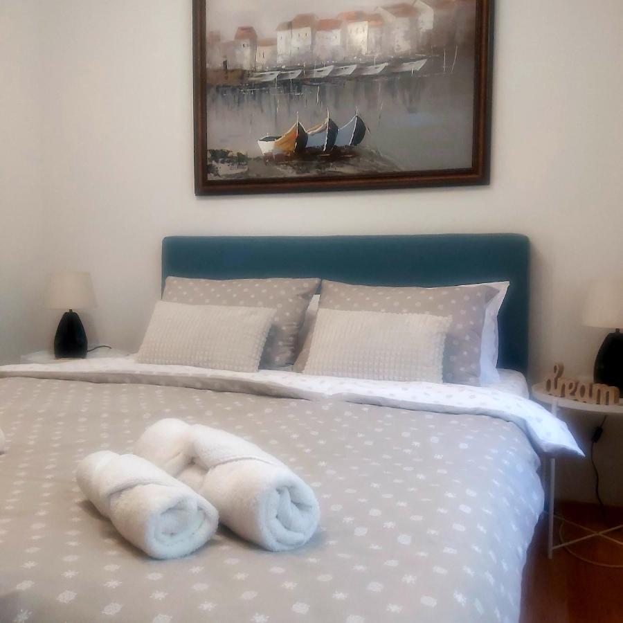 Saint Nicholas Varna Lovely 2 Bedroom Apartment With Sunny Garden Bagian luar foto